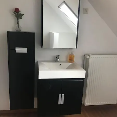 Lucmoon Guest house
