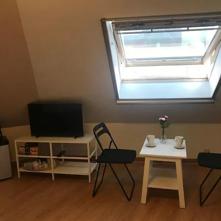 Lucmoon Guest house